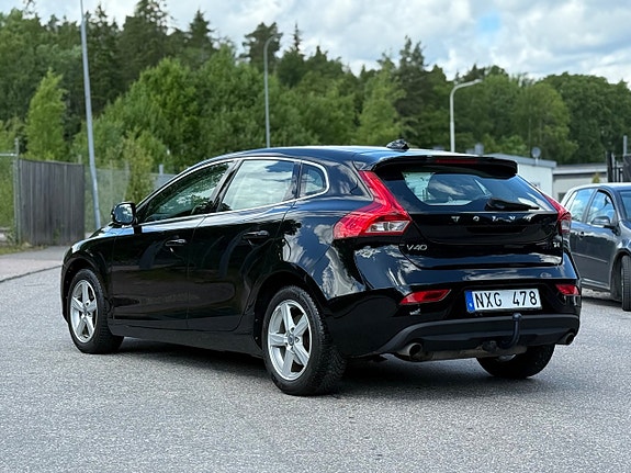 Volvo V40 9 of 24