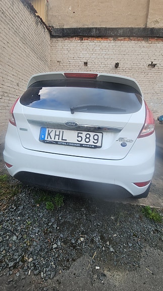 Ford Fiesta 2 of 2