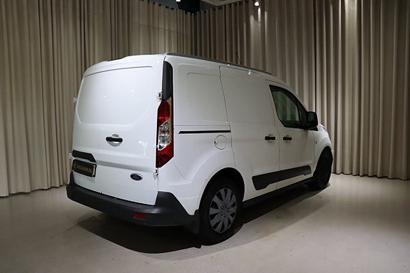 Ford Transit Connect 11 of 22