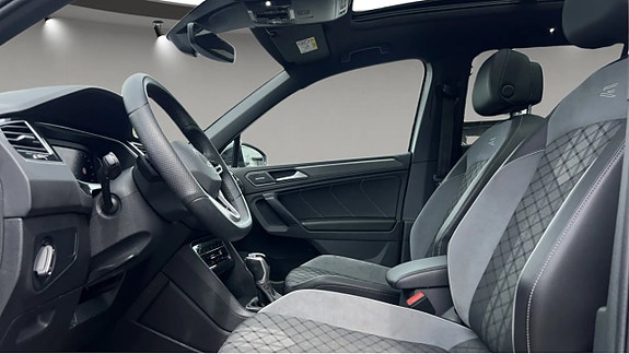 Volkswagen Tiguan 5 of 5