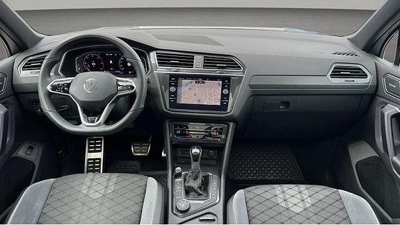 Volkswagen Tiguan 6 of 9