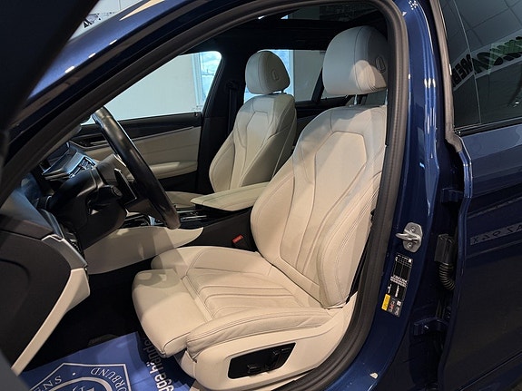 BMW 530e 10 of 30