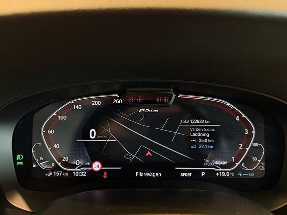 BMW 530e 12 of 30