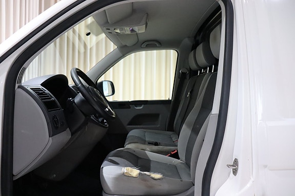 Volkswagen Transporter 12 of 18