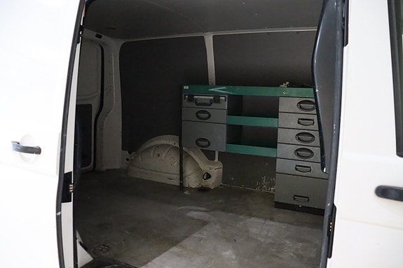 Volkswagen Transporter 3 of 18