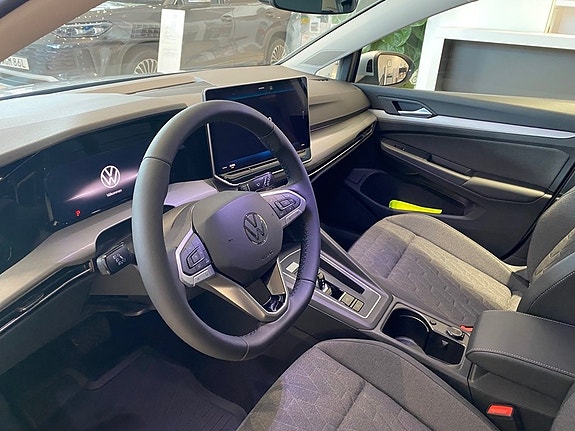 Volkswagen Golf I 3 of 5