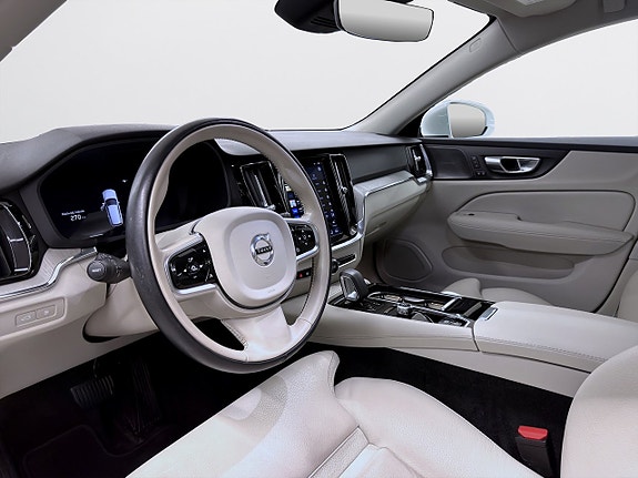 Volvo V60 13 of 19