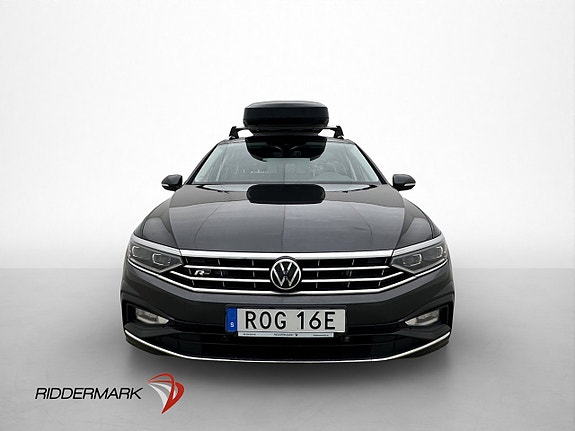 Volkswagen Passat 2 of 30
