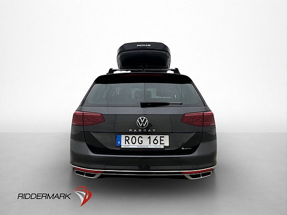 Volkswagen Passat 7 of 30