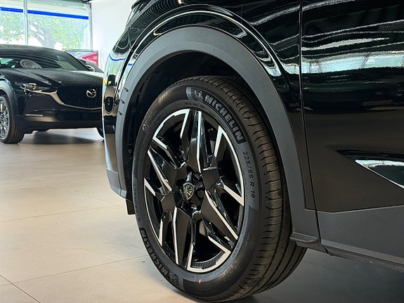 Peugeot 5008 4 of 5