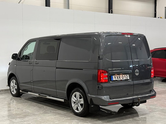 Volkswagen Transporter 3 of 5