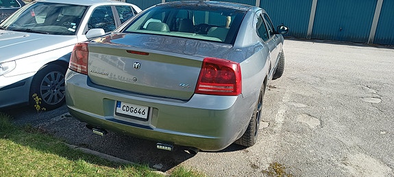 Dodge Charger 3 of 5