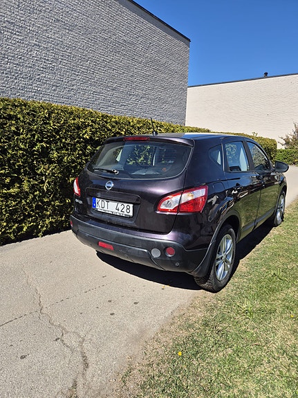 Nissan Qashqai 3 of 3