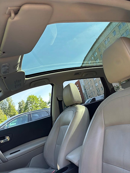 Nissan Qashqai+2 3 of 5