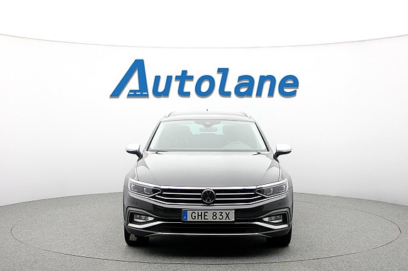 Volkswagen Passat Alltrack 4 of 5