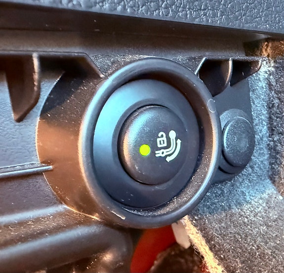BMW 320d 12 of 13