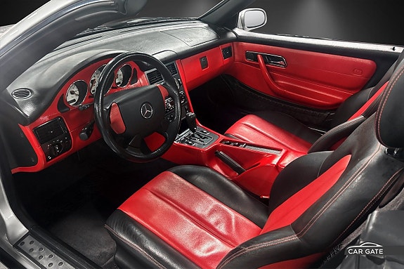 Mercedes-Benz SLK230 7 of 22