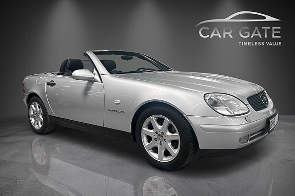 Mercedes-Benz SLK230 3 of 5