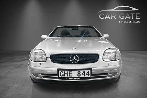 Mercedes-Benz SLK230 2 of 5
