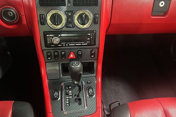 Mercedes-Benz SLK230 9 of 22