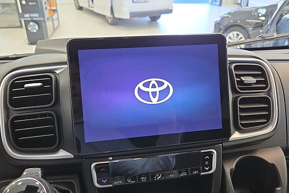 Toyota Proace 9 of 14