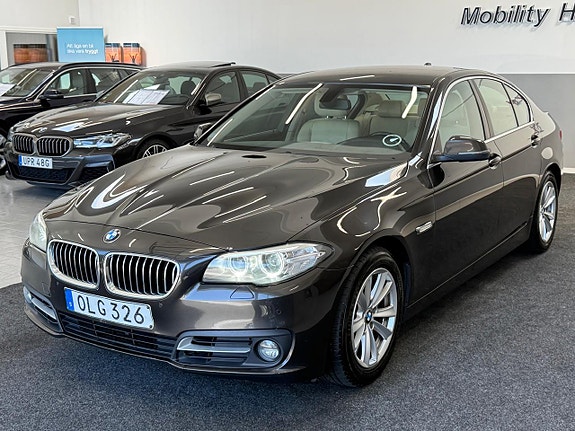 BMW 520d 4 of 5
