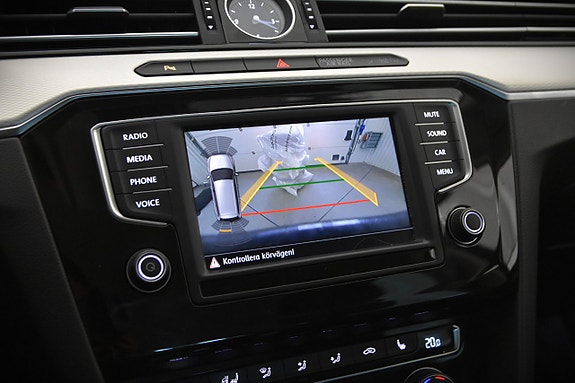 Volkswagen Passat Alltrack 20 of 20