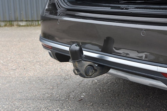 Volkswagen Passat Alltrack 9 of 20