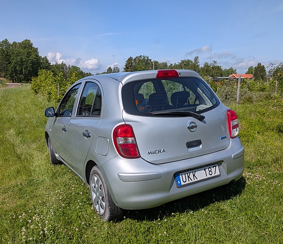Nissan Micra 2 of 5