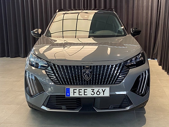 Peugeot 2008 4 of 5