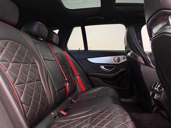 Mercedes-Benz AMG C63 S 15 of 28