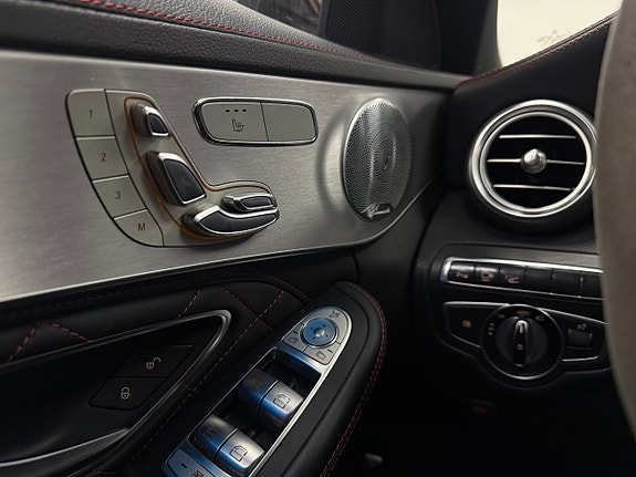 Mercedes-Benz AMG C63 S 20 of 28