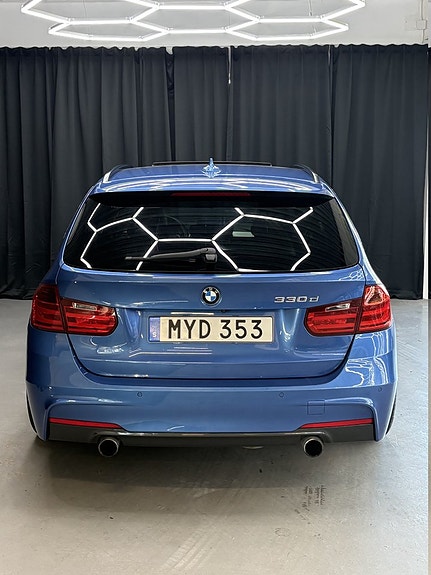 BMW 330d 10 of 14