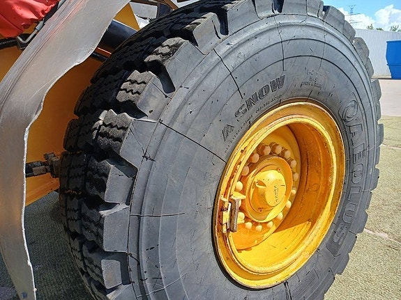 Volvo L90 H ''SÅLD'' 19 of 24
