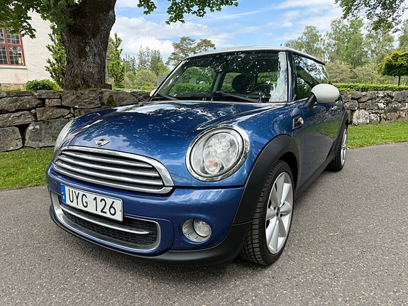 MINI Cooper 5 of 5