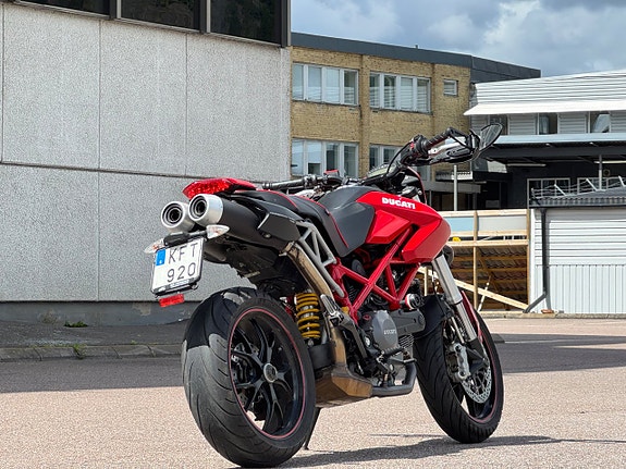Ducati Hypermotard 796 1190 mil 3 of 16