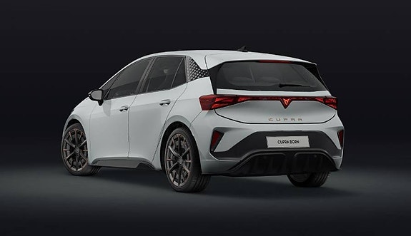 Cupra Born 3 of 6