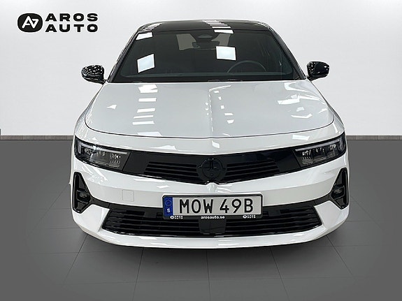 Opel Astra 2 of 5