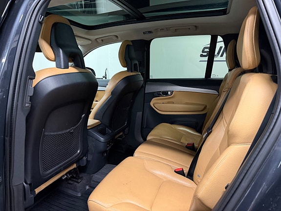 Volvo XC90 13 of 18