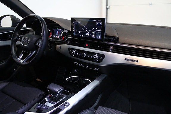 Audi A4 11 of 21