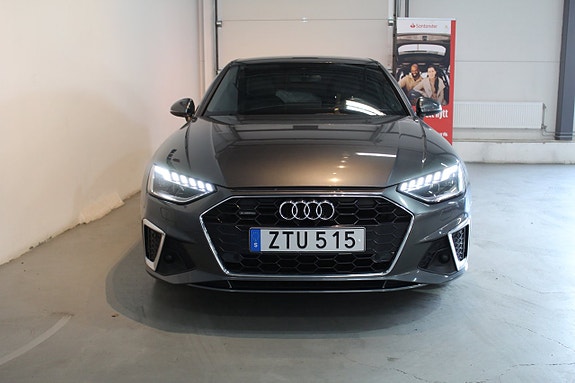 Audi A4 5 of 21