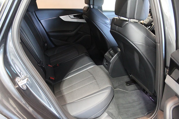 Audi A4 8 of 21