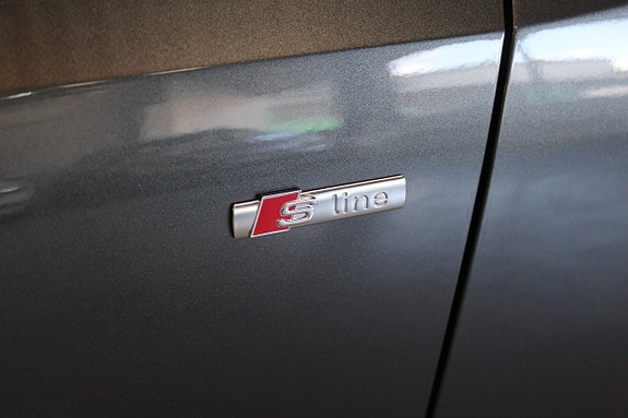 Audi A4 19 of 21