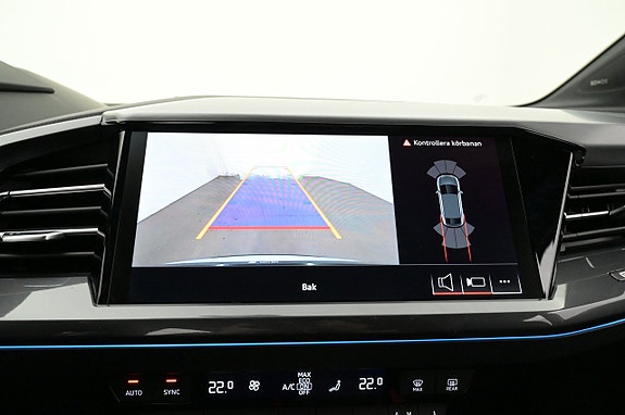 Audi Q4 e-tron 14 of 27