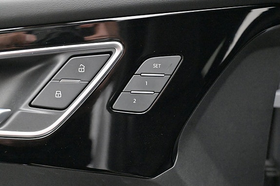Audi Q4 e-tron 12 of 27