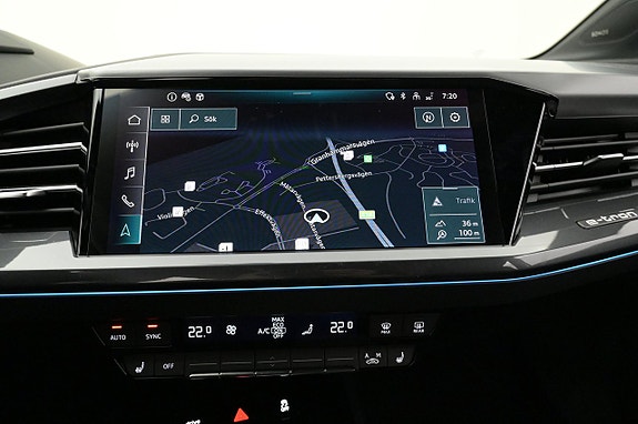 Audi Q4 e-tron 15 of 27