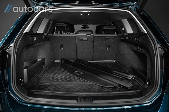 Volkswagen Passat 30 of 30