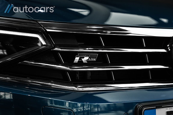 Volkswagen Passat 11 of 30