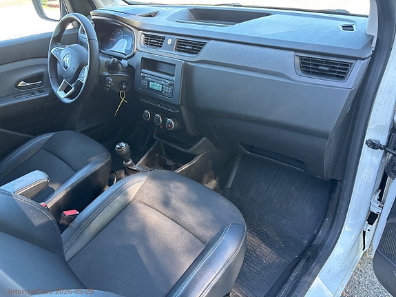 Renault Kangoo Express 16 of 30