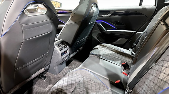 Volkswagen Tiguan 12 of 23
